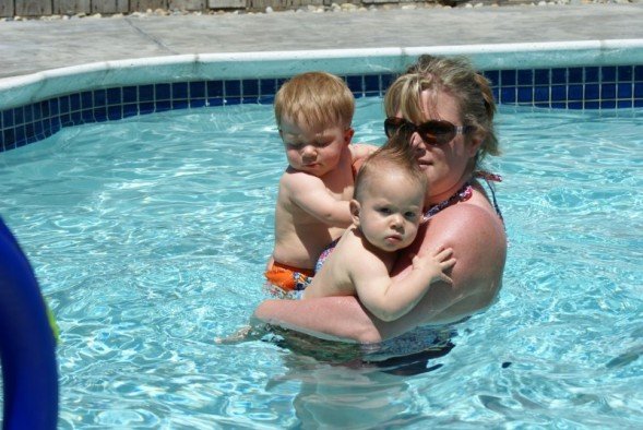 1930766_1036775885635_1250_n